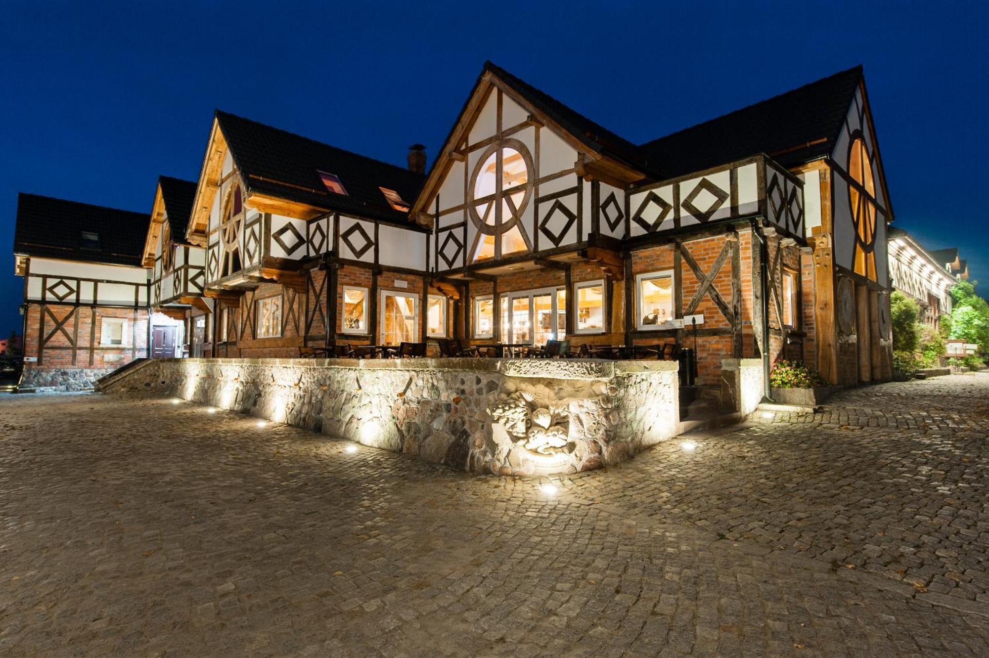 Hotel Dom W Starym Parku Biskupice  Esterno foto